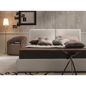 J&M Furniture Clay Storage Bed 