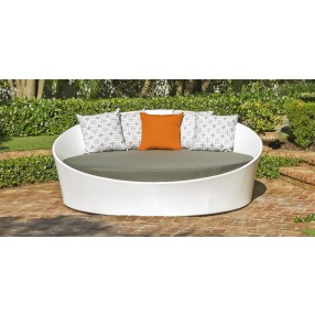 Source Outdoor Furniture Cosmo Aluminum Daybed 1