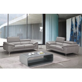 J&M Furniture Liam Loveseat