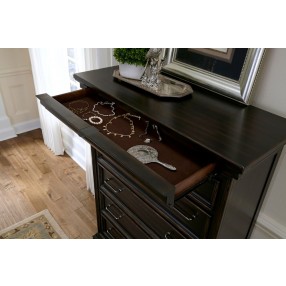 Pulaski Furniture Caldwell 6 Drawer Chest Top