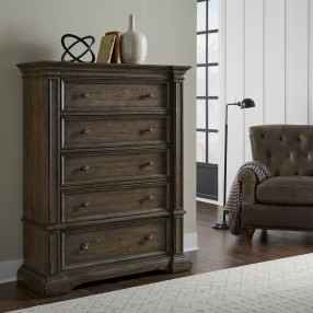 Pulaski Furniture Woodbury Five Drawer Chest in Cowboy Boots Brown