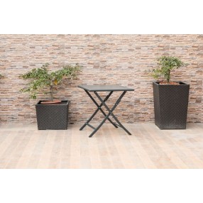 Flint Indoor/Outdoor Steel Side Table