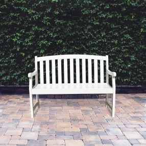 Bradley Eco-friendly 4-foot Outdoor White Wood Garden Bench