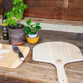 WPPO Ovens 14" x 24" Wooden Pizza Peel (Launch Pad) - Lifestyle
