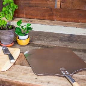 WPPO Ovens Traditional Aluminum Pizza Peel Wood Handle 12" x 26" - Lifestyle