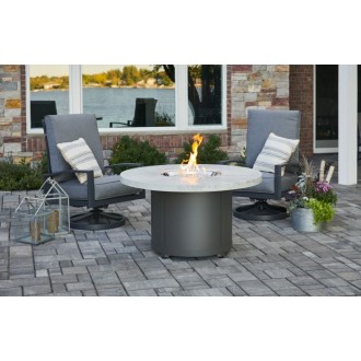 Outdoor Greatroom Company Beacon Chat Fire Table White Onyx Top 20" Burner - Lifestyle