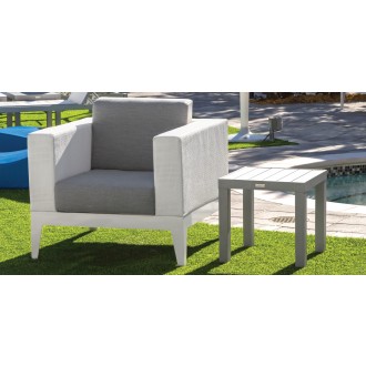 Source Outdoor Furniture Fusion Aluminum 18'' Wide Square End Table