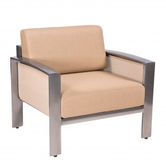 Woodard Metropolis Lounge Chair - Angled