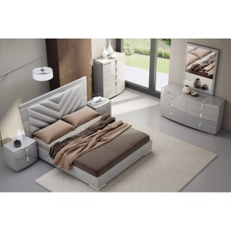 J&M Furniture New York King & Queen Size Bed