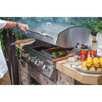 Bull BBQ Master Q Outdoor Kitchen & Stainless Steel Grill - Lifestyle 1