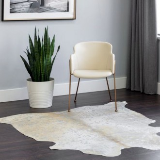 Sunpan Kolkata Hand Made Rug - Beige / Silver - 5' X 8'  - Lifestyle