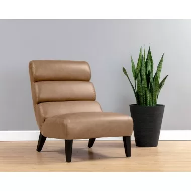 Sunpan Ellison Lounge Chair - Marseille Camel - Lifestyle
