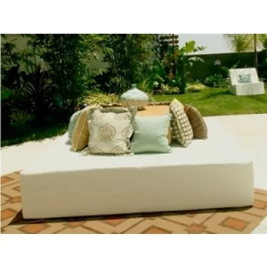 La Fete Play Pad - 6' Square Resort Bed - Lifestyle