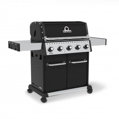 Broil King Baron 520 Pro Grill - NG/LP - Angled and Closed