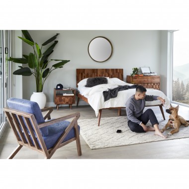 Moe's Home Collection O2 Bed in Queen / King - Brown - Lifestyle