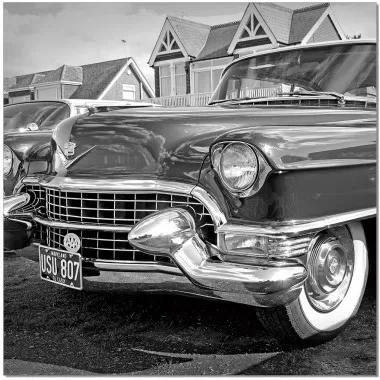 J&M Furniture Acrylic Wall Art Classic Car II