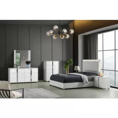 J&M Furniture Giulia Bedroom Collection In White
