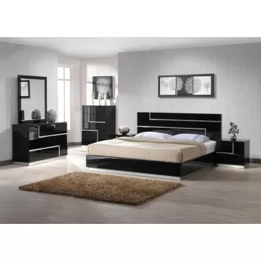 J&M Furniture Lucca King & Queen Size Bed