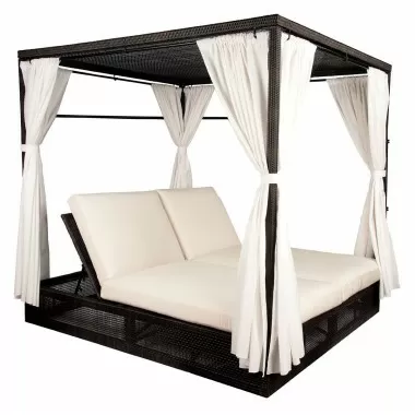 Woodard Montecito Daybed - Angled 