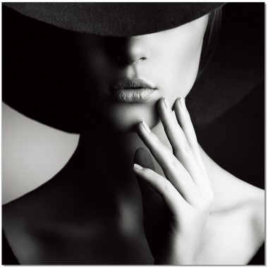 J&M Furniture Acrylic Wall Art Mysterious lady | SB-61027C 