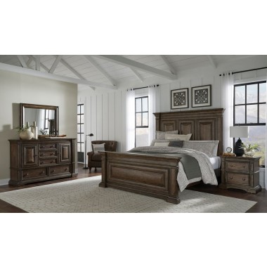 Pulaski Furniture Woodbury 5-Drawer Dresser with Cabinets in Cowboy Boots Brown