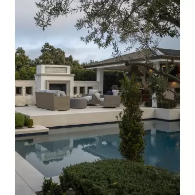 Sunset West 36" Round Coffee Table/Ottoman in Heritage Granite