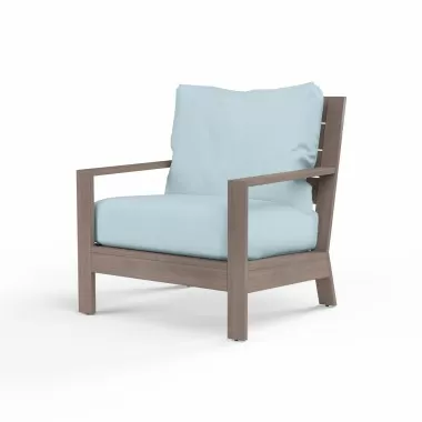 Laguna Club Chair in Canvas Skyline, No Welt - Front Side Angle