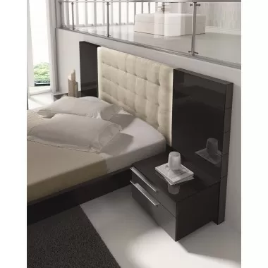 J&M Furniture Santana King Size Bed