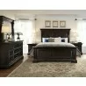 Pulaski Furniture Caldwell Queen Bed - Lifestyle 2 - Pulaski Furniture Caldwell Queen Bed - Lifestyle 2